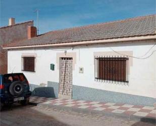 Exterior view of House or chalet for sale in Píñar