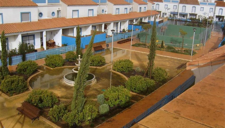 Casa adosada en venda a Calle Argantonio, 38, Coria del Río, Sevilla - imatge 1 Foto 1 de Casa adosada en venda a Calle Argantonio, 38, Coria del Río, Sevilla