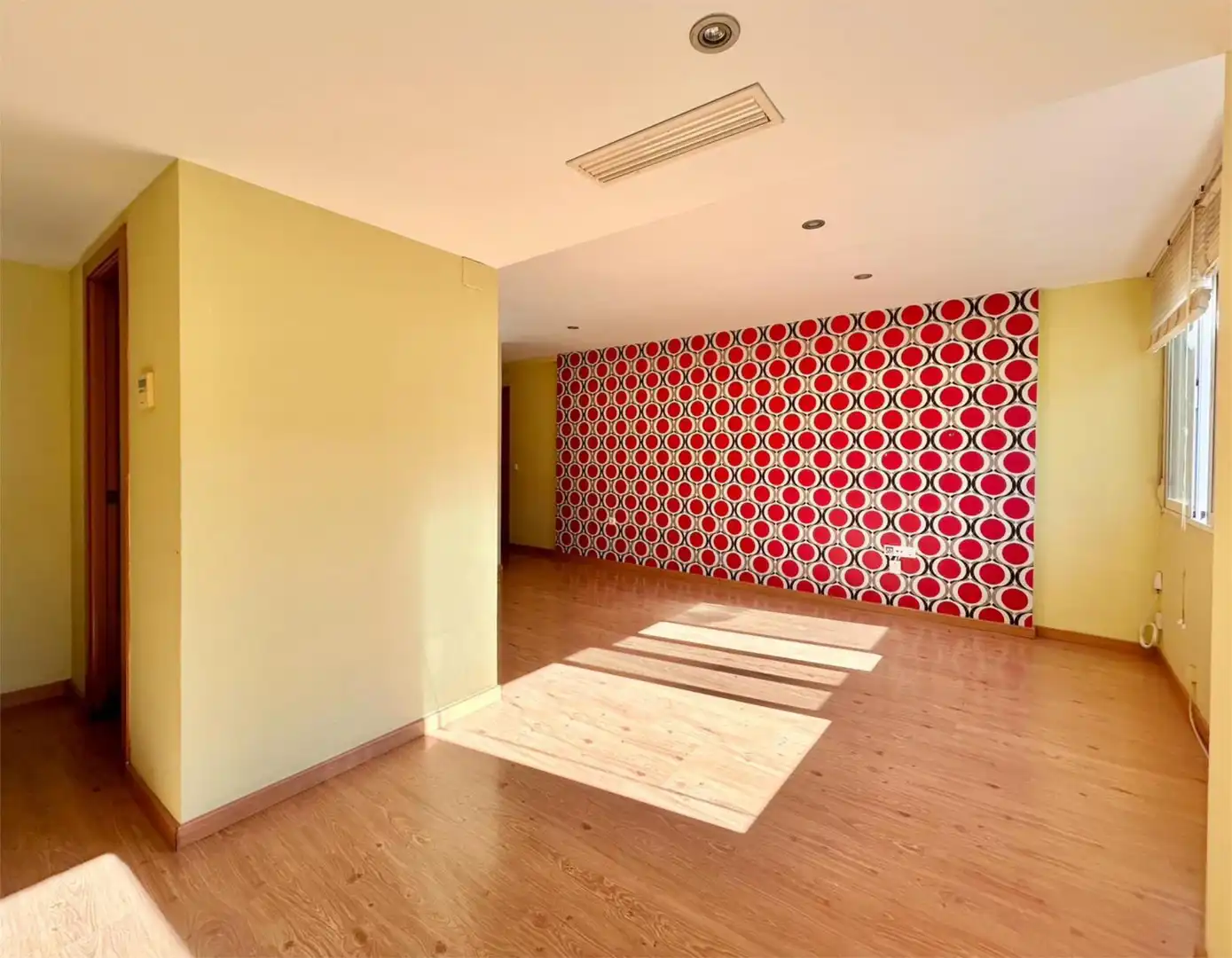 Flat for sale in Pasaje Aguilar de la Frontera, 5, Sector Sur Flat for sale in Córdoba Capital with Air Conditioner