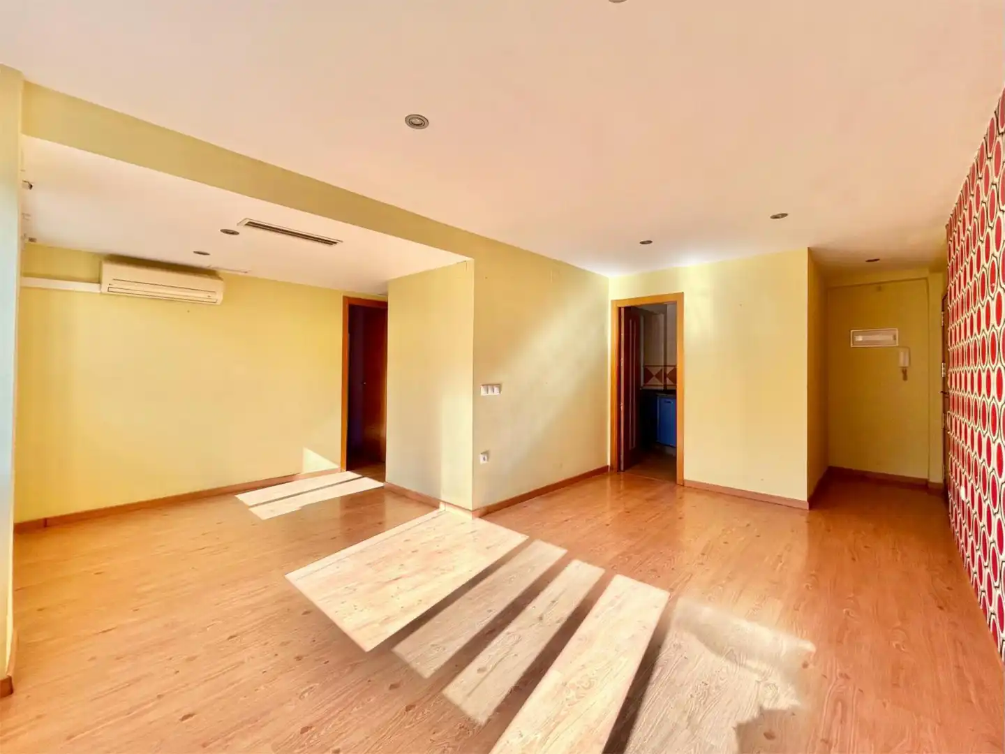 Flat for sale in Pasaje Aguilar de la Frontera, 5, Sector Sur Flat for sale in Córdoba Capital with Air Conditioner