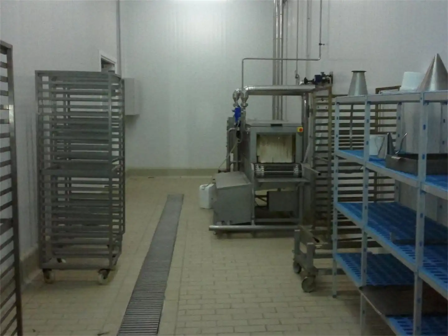Fabrikhallen zum Verkauf in Avenida del Desarrollo, 45, Daimiel Küche von Fabrikhallen zum Verkauf in Daimiel