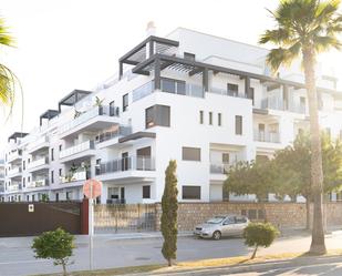 Vista exterior de Àtic en venda en Motril amb Aire condicionat, Terrassa i Balcó