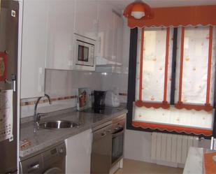 Kitchen of Flat to rent in Oviedo 