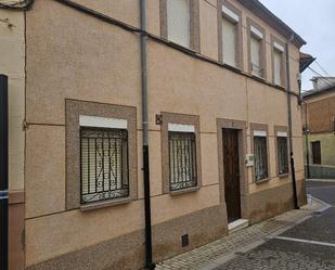Exterior view of House or chalet for sale in Paredes de Nava