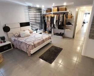 Bedroom of Flat for sale in Girona Capital