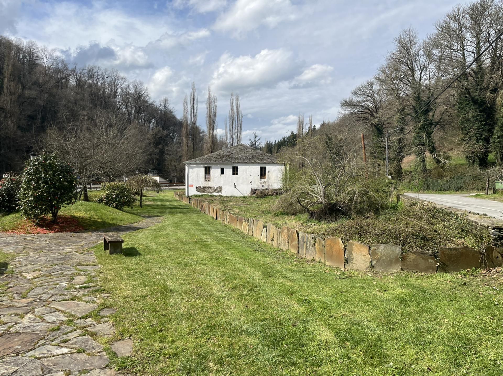 Planta baja to rent in Samos  with Private garden, Terrace and Balcony