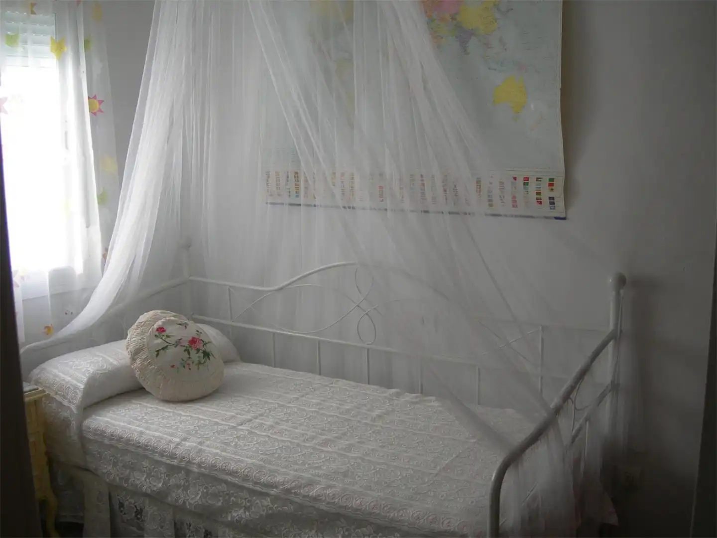 Zimmer in Calle Eduardo Ocón, 10, La Goleta - San Felipe Neri Zimmer in Calle Eduardo Ocón, 10, La Goleta - San Felipe Neri