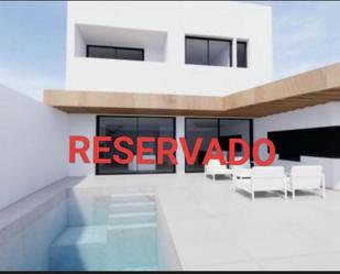 Garden of Land for sale in  Valencia Capital