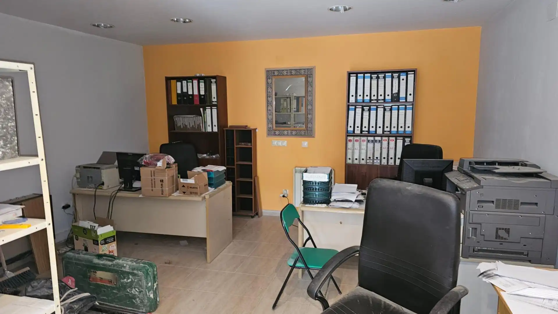 Local en venta en Calle Guardia Civil, 26, Marchamalo Local en venta en Marchamalo con Aire acondicionado y Calefacción