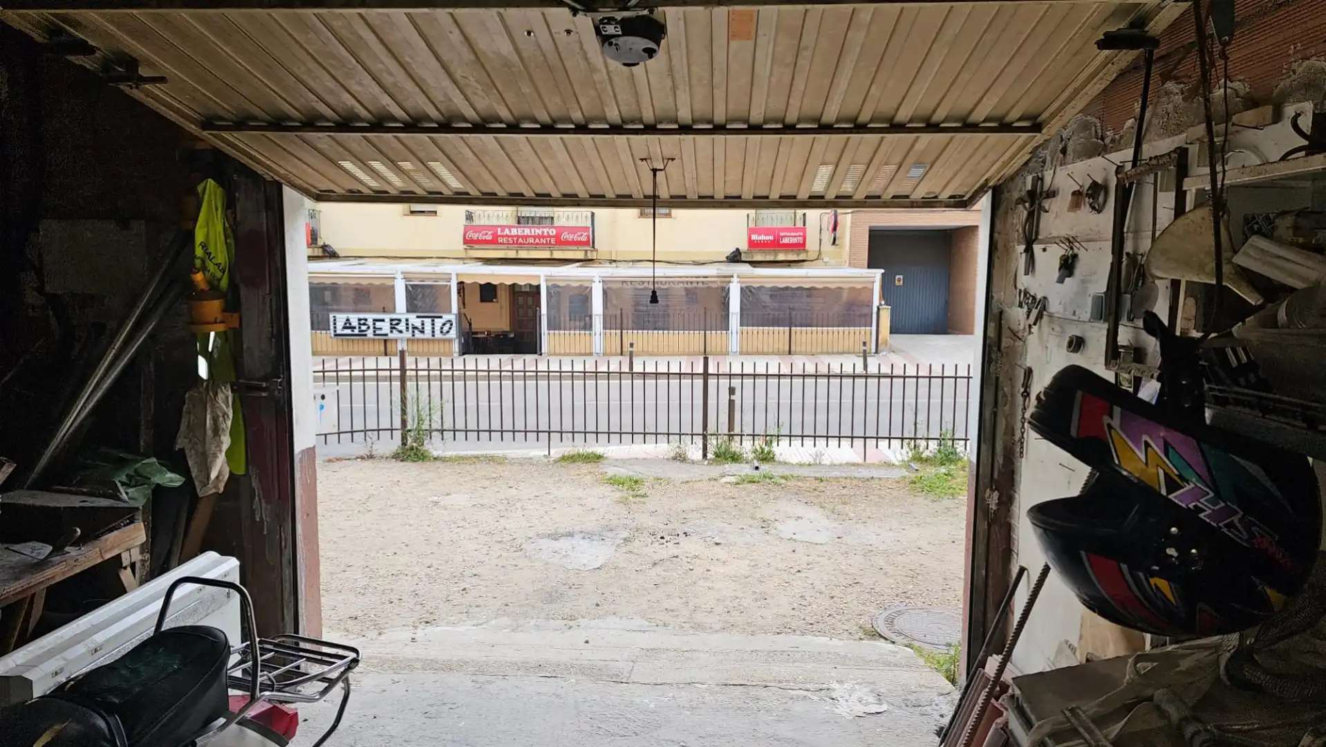 Local en venta en Calle Guardia Civil, 26, Marchamalo Parking de Local en venta en Marchamalo con Aire acondicionado y Calefacción