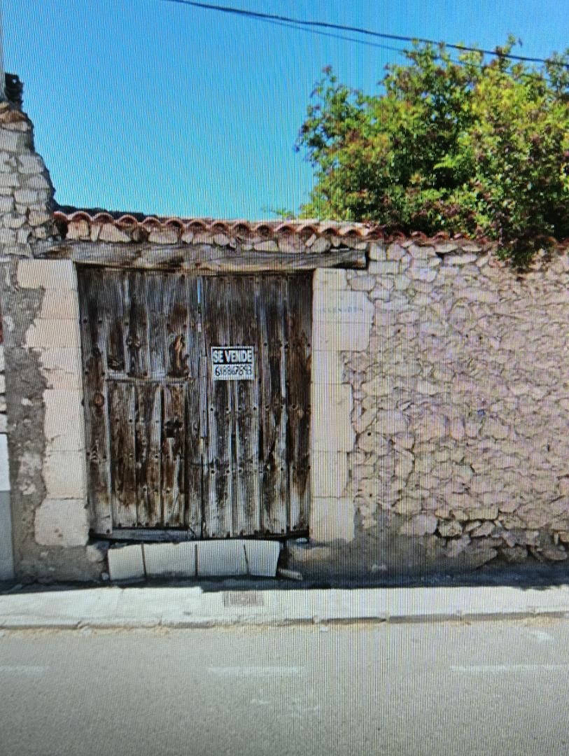 Außenansicht von Country house zum Verkauf in Olombrada