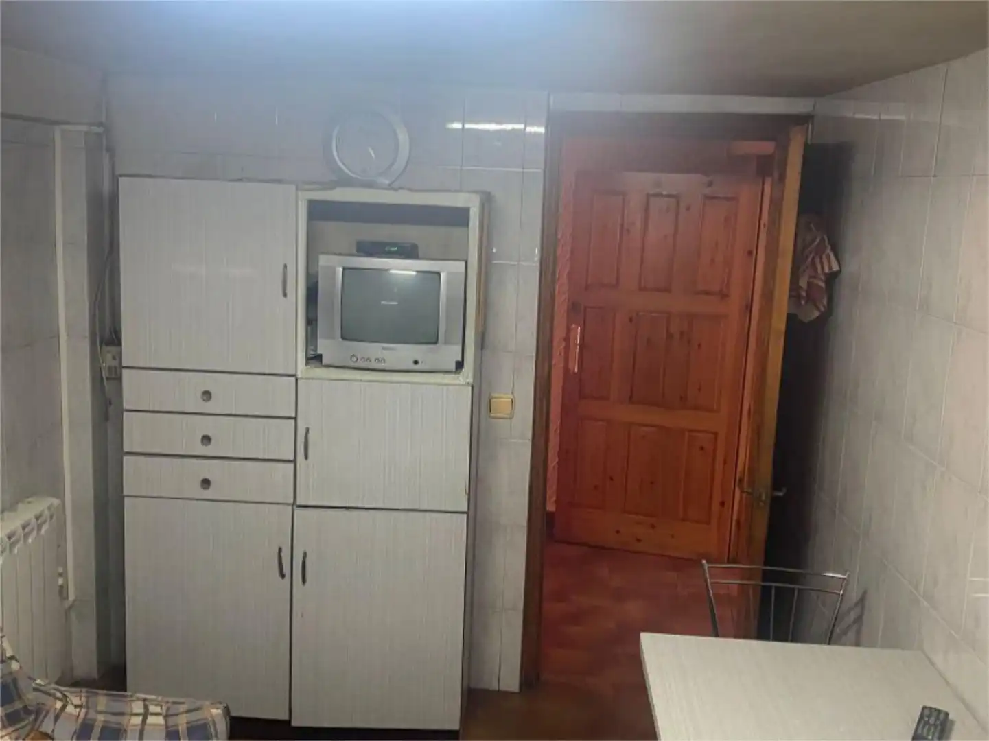 Einfamilien-Reihenhaus zum Verkauf in Calle Mayor, 30, Cerezo de Río Tirón Küche von Einfamilien-Reihenhaus zum Verkauf in Cerezo de Río Tirón mit Balkon