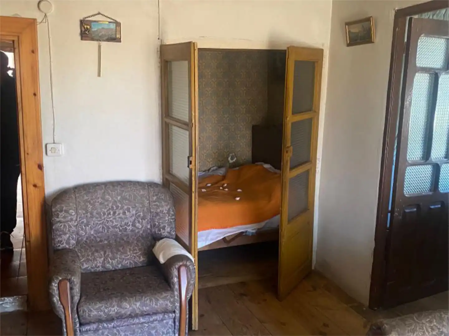 Einfamilien-Reihenhaus zum Verkauf in Calle Mayor, 30, Cerezo de Río Tirón Schlafzimmer von Einfamilien-Reihenhaus zum Verkauf in Cerezo de Río Tirón mit Balkon