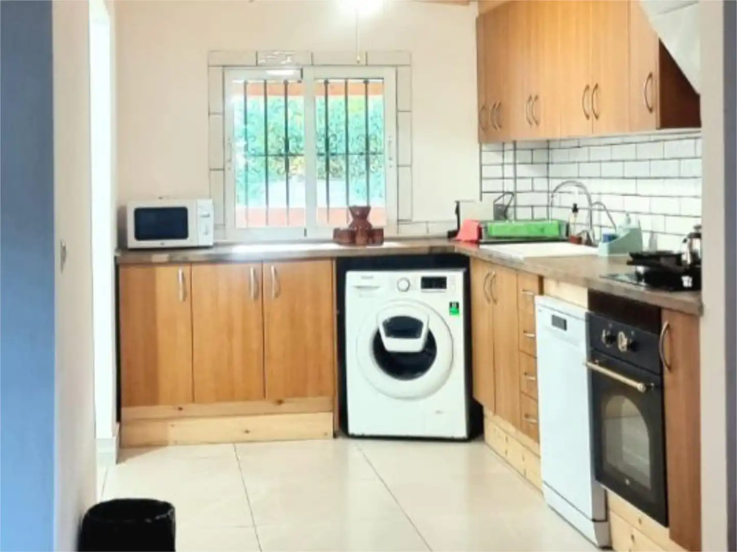 Houses for sale in Calle Matutano, 15, Macastre Kitchen of Houses for sale in Macastre with Air Conditioner, Private garden and Parquet flooring