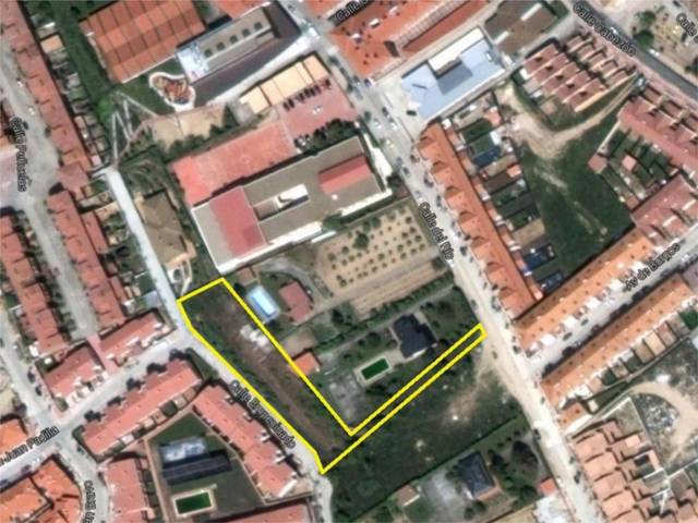 Terreno en Venta en Calle del Río, 8 en Cigales