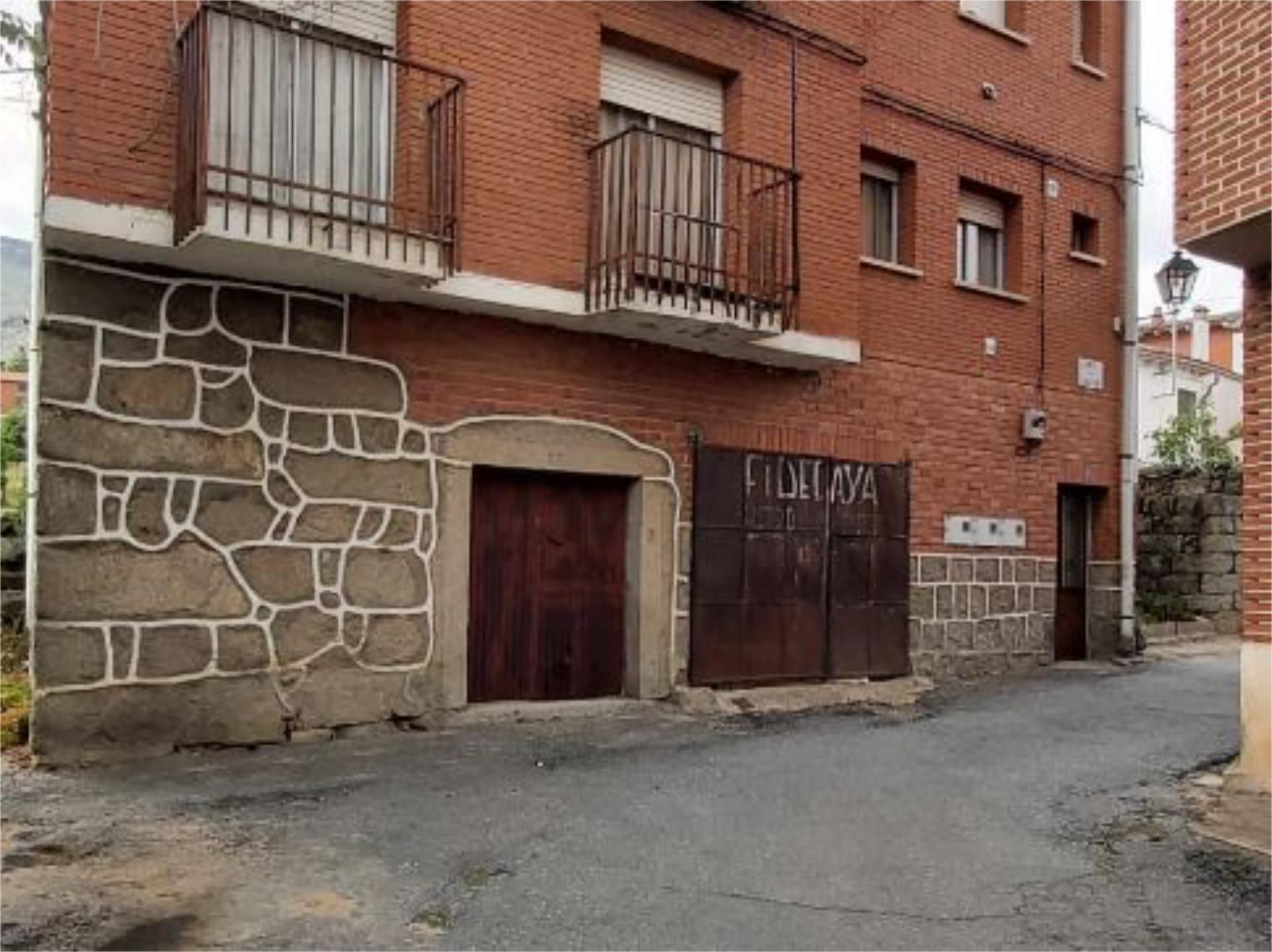Exterior view of Flat for sale in Navalmoral  with Furnished