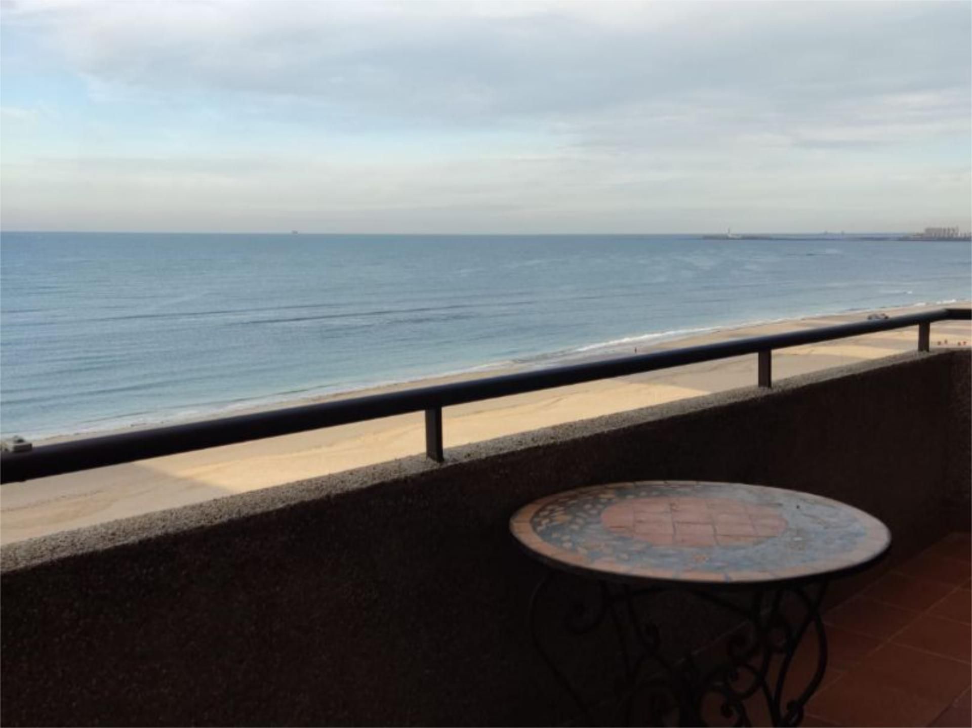 Balcony of Flat to rent in  Cádiz Capital  with Terrace, Furnished and Video intercom
