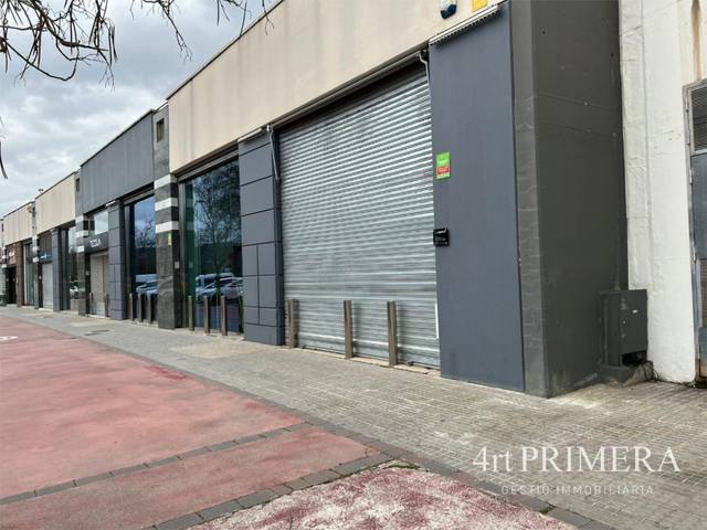 Local comercial en Venta en Carrer Apel·les Mestres, 1 en Montmeló