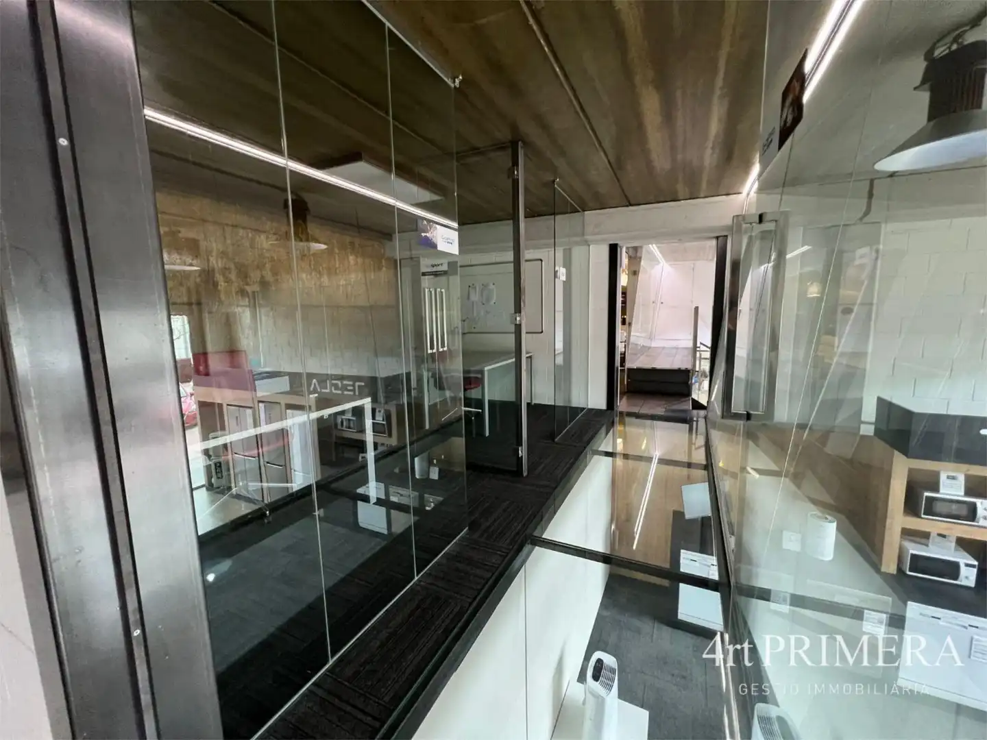 Local en venta en Carrer Apel·les Mestres, 1, Montmeló Local en venta en Montmeló con Aire acondicionado y Calefacción