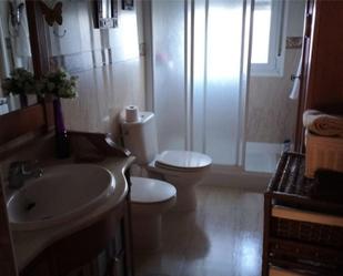 Bathroom of Planta baja for sale in Tiñosillos