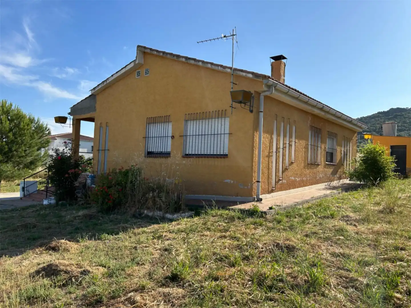 Casa o xalet en venda a Carretera de Cáceres, 22, Valdesalor - Rincón de Ballesteros Vista exterior de Casa o xalet en venda en Cáceres amb Moblat