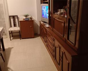 Living room of Flat for sale in Alcalá de los Gazules  with Furnished, Community parking and Balcony