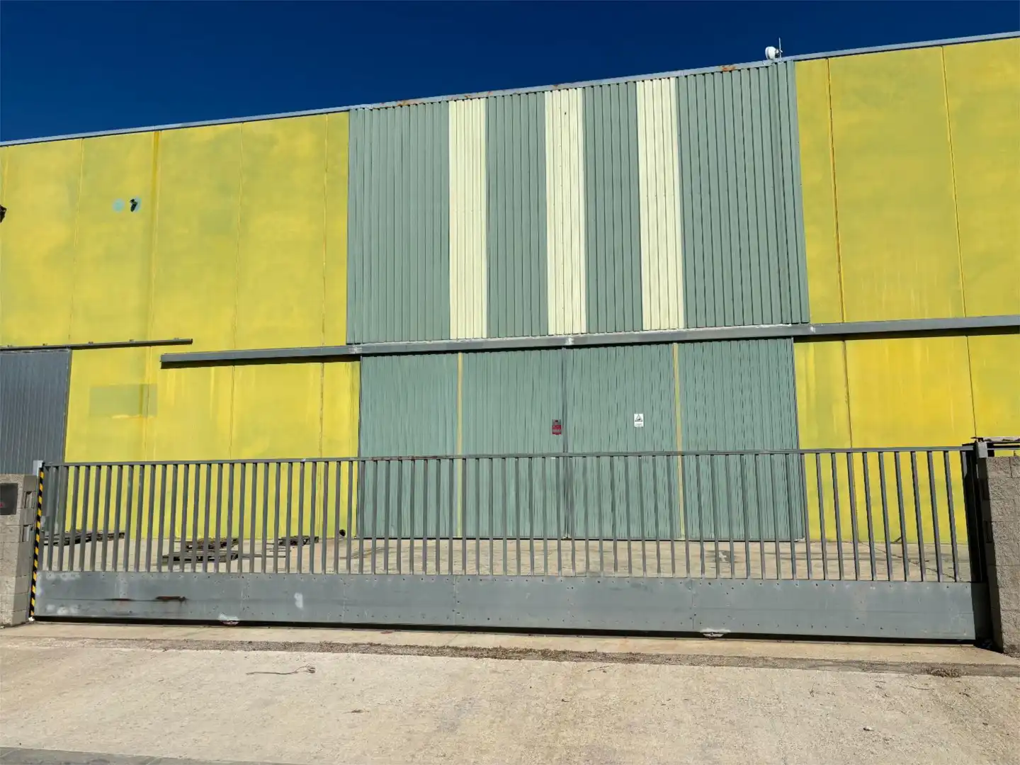 Nau industrial de lloguer a Passeig Venta Nova, 84, Camarles Vista exterior de Nau industrial de lloguer en Camarles