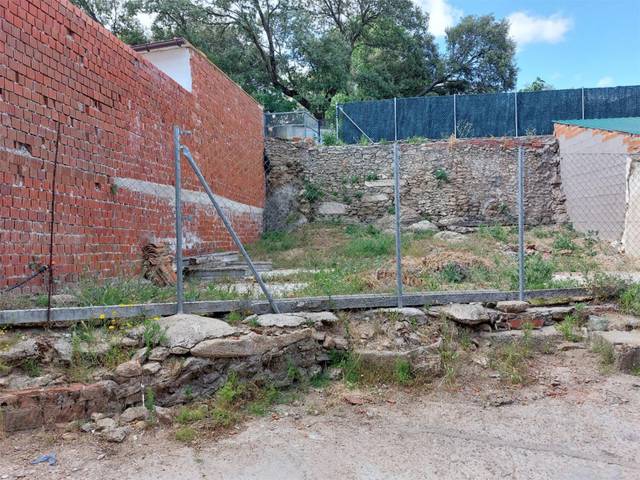 Terreno en Venta en Calle Gregoria Garoz, 57 en Hinojosa de San Vicente