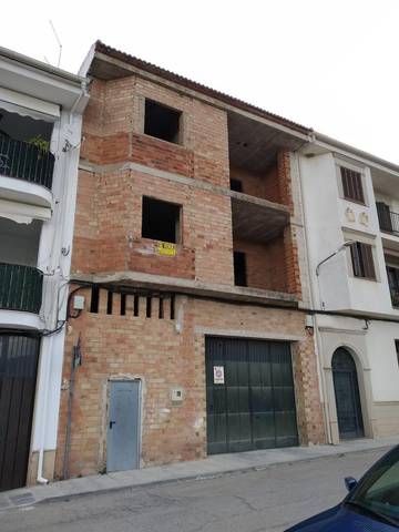 Casa adosada en Venta en Avenida Ciudad de Úbeda, 8 en Rus