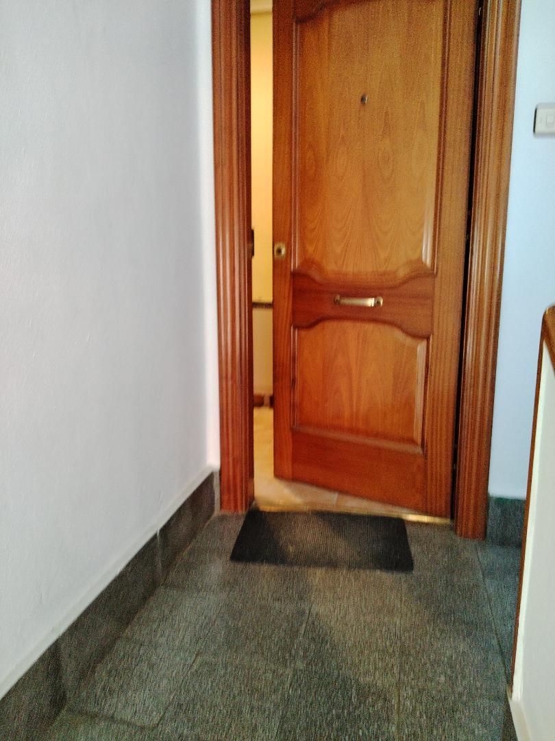 Piso en venta en Aller con Parquet, Trastero y Amueblado