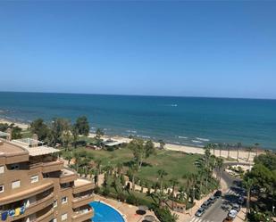 Vista exterior de Pis de lloguer en Oropesa del Mar / Orpesa amb Aire condicionat, Terrassa i Piscina