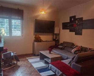 Sala d'estar de Casa adosada en venda en Marugán amb Terrassa