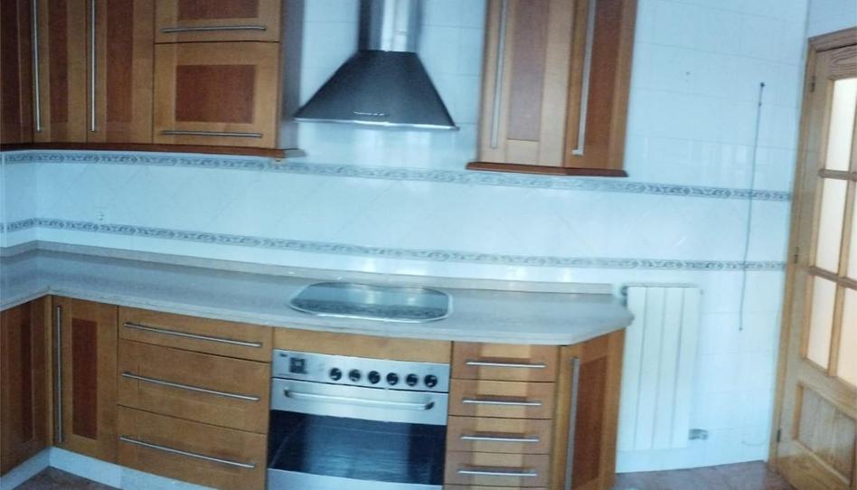 Casa adosada en venda a Calle Granados, 28, Jun, Granada - imatge 1 Foto 1 de Casa adosada en venda a Calle Granados, 28, Jun, Granada