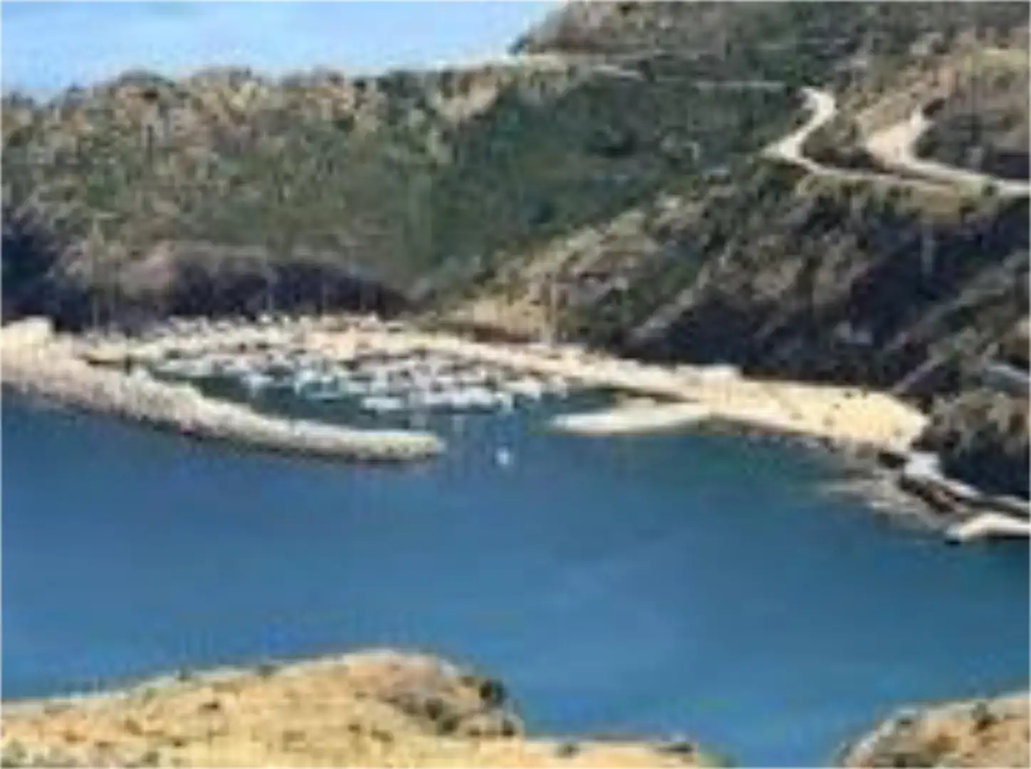 Local de lloguer a La Rambla de Catalunya, 6, Portbou Vista exterior de Local de lloguer en Portbou