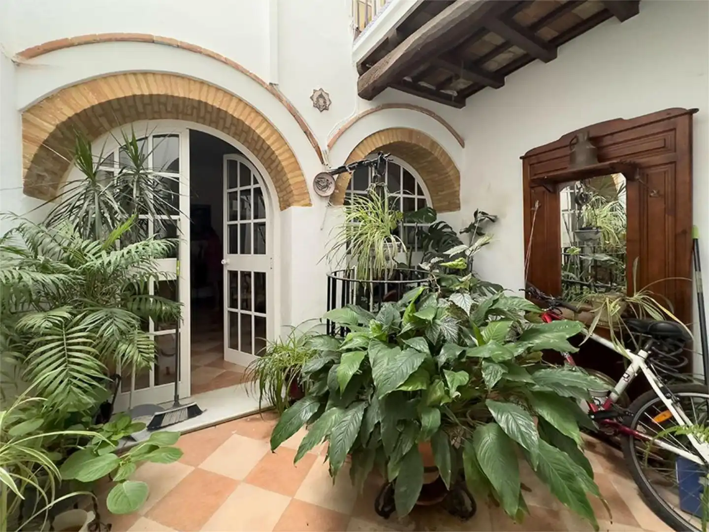 Casa adosada en venta en Carmona con Terraza