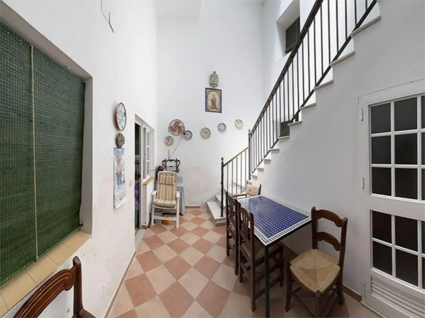 Casa adosada en venta en Carmona con Terraza