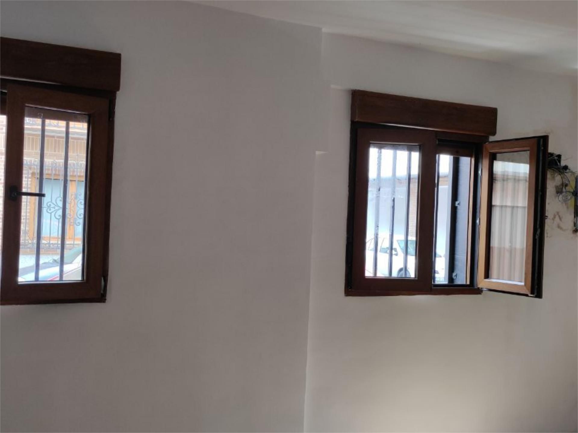 Bedroom of Office to rent in Alcalá de Henares