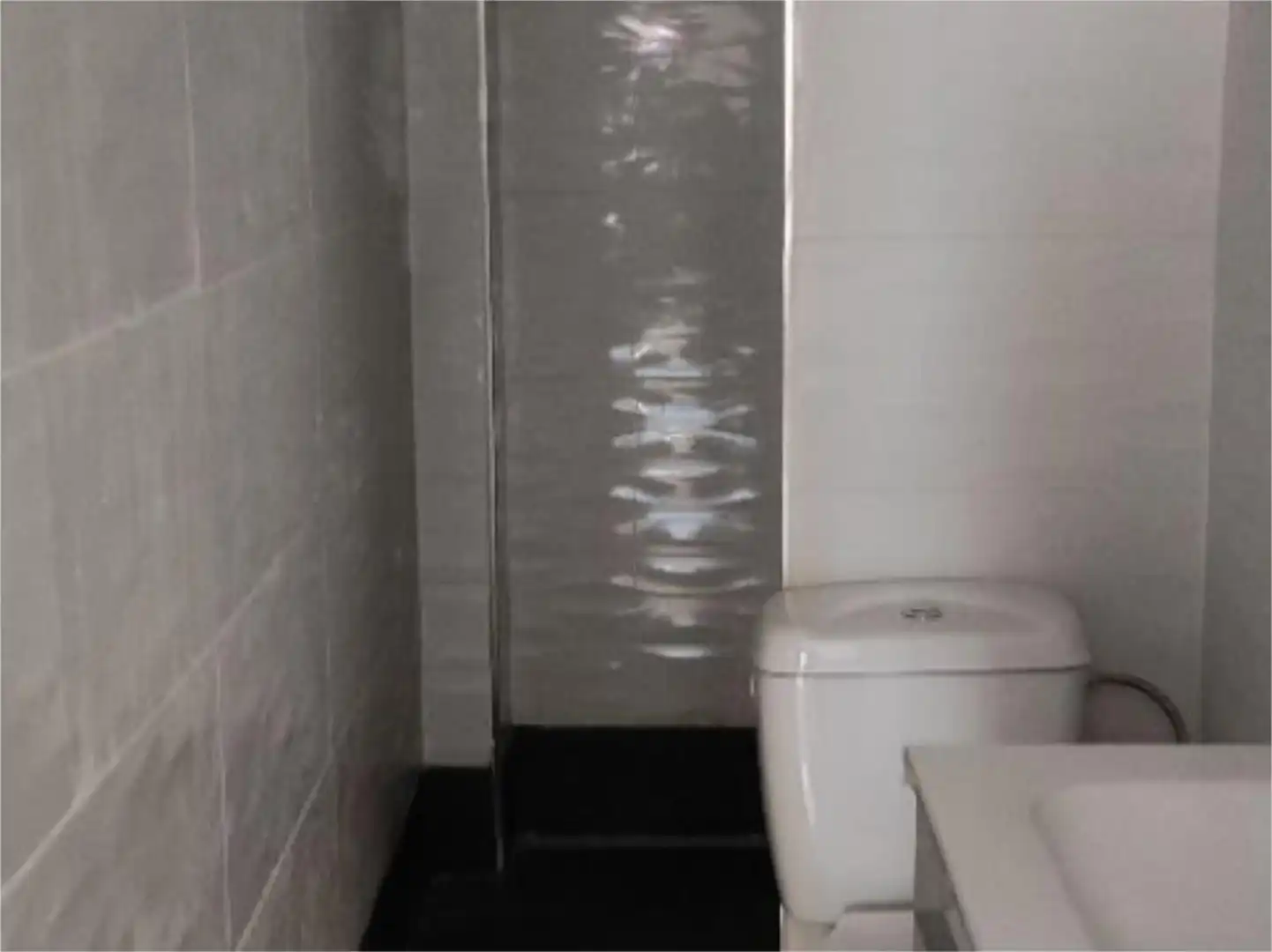 Baño de Oficina de alquiler en Alcalá de Henares