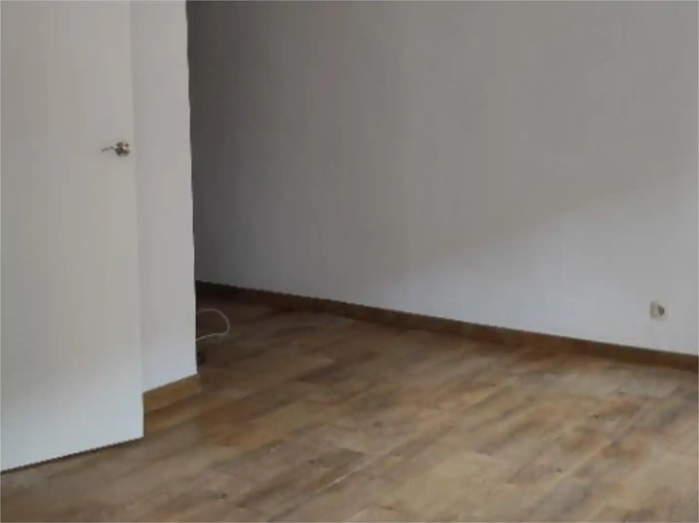 Habitación de Oficina de alquiler en Alcalá de Henares
