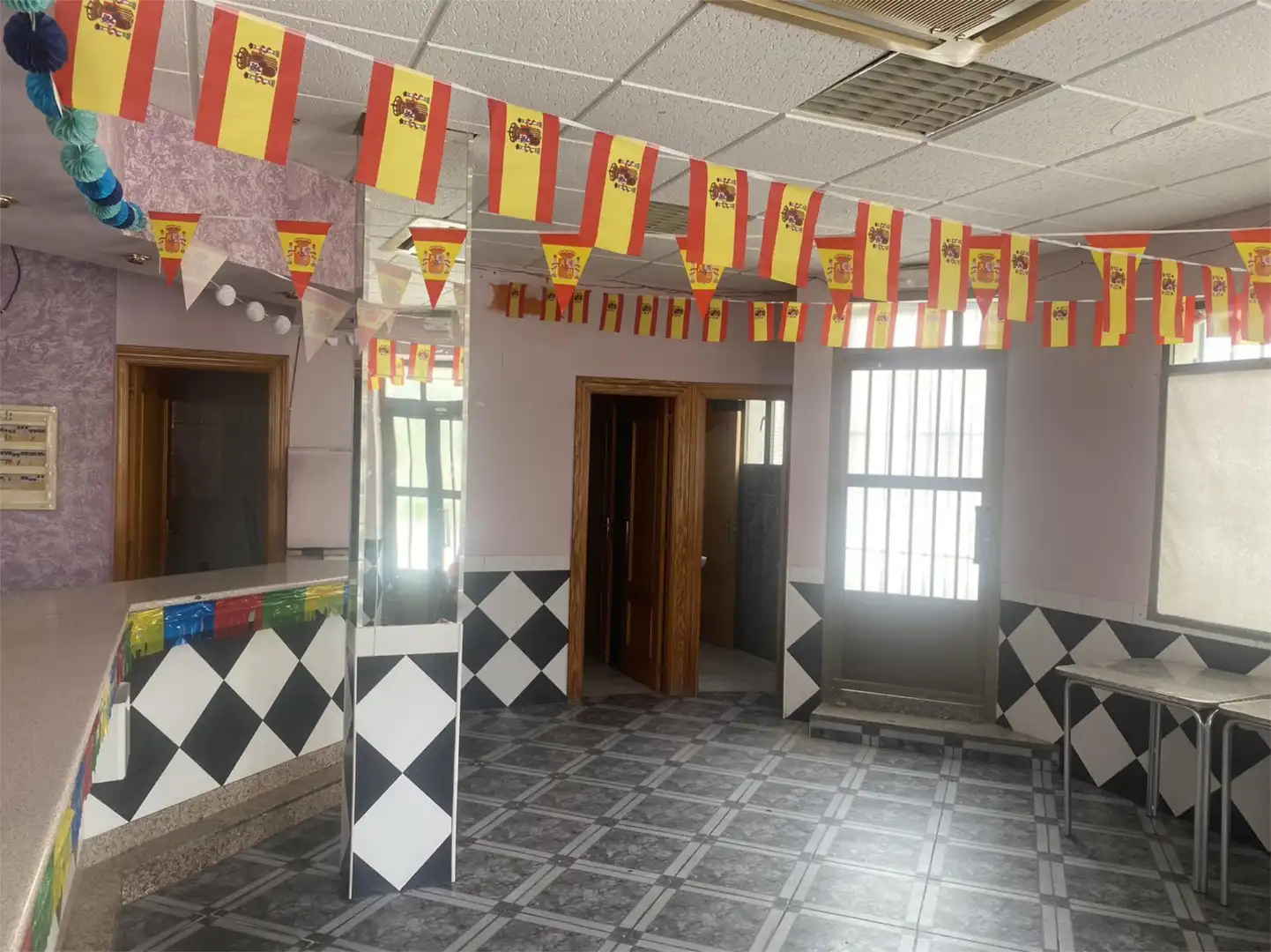 Local en venta en Madrigal de las Altas Torres con Aire acondicionado y Calefacción