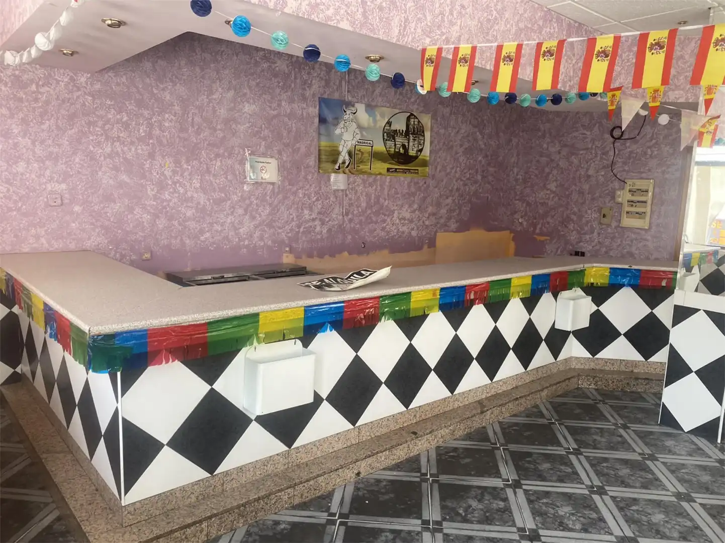 Local en venta en Madrigal de las Altas Torres con Aire acondicionado y Calefacción