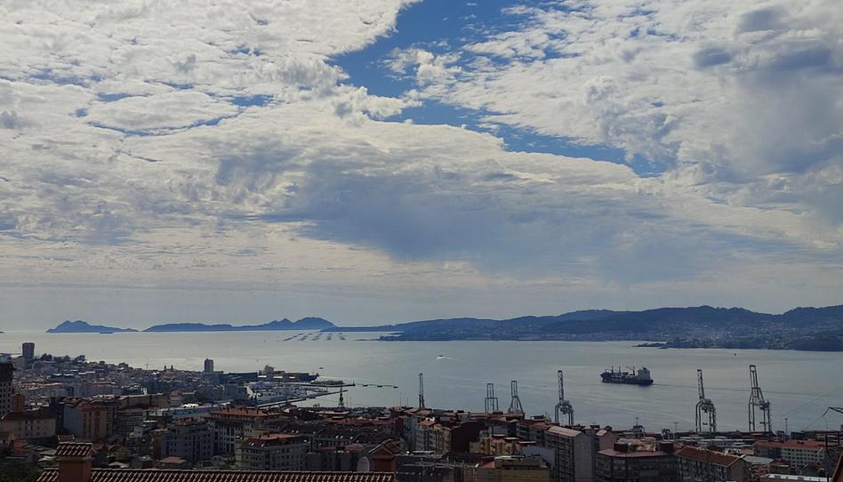 Photo 1 of House or chalet for sale in Rúa Vista Do Mar, 53, Lavadores, Pontevedra