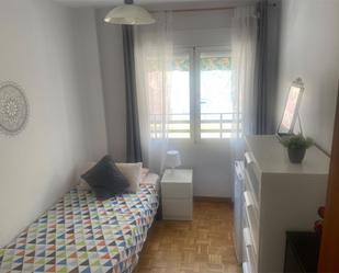 Bedroom of Flat to share in  Madrid Capital  with Terrace and Balcony