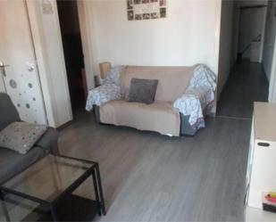 Living room of Flat for sale in Santa Coloma de Gramenet  with Air Conditioner and Balcony