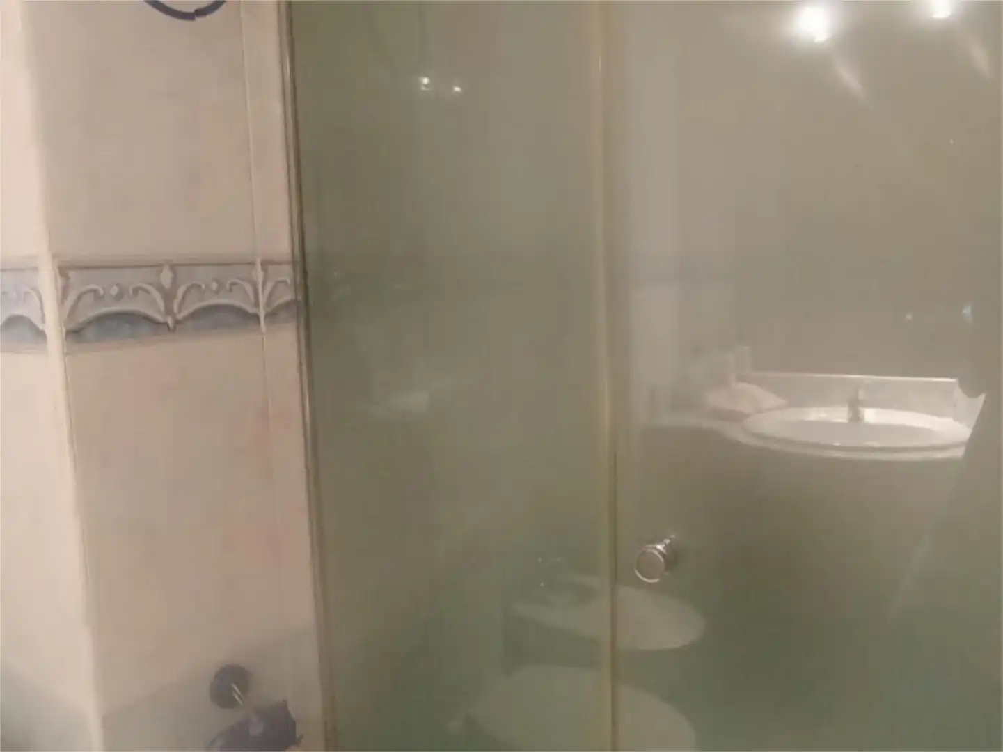 Bathroom of Flat for sale in Terrassa
