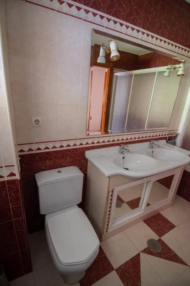 Bany de Casa adosada en venda en Mijas amb Aire condicionat, Terrassa i Balcó