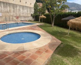 Pis de lloguer a Calle Alberto Fernández, 2, Las Gaviotas - Carvajal Piscina de Pis de lloguer en Fuengirola amb Piscina i Moblat