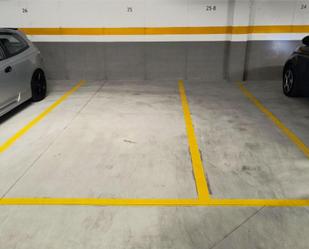 Parkplatz von Garage miete in Tui