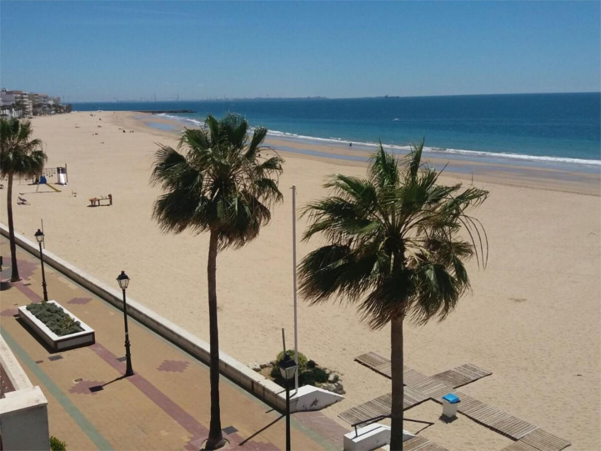 Bedroom of Apartment to rent in Rota  with Heating, Private garden and Furnished