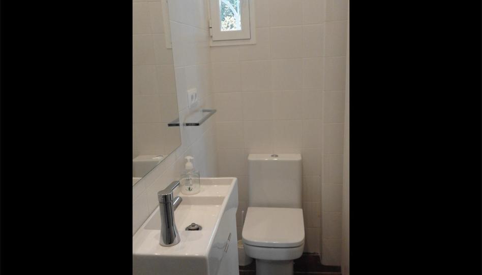 Foto 1 de Casa o xalet per a compartir a Calle Orense, 38, La Cabaña, Madrid